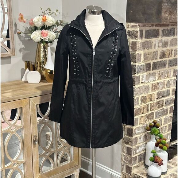 GUESS Women’s Lace Up Hooded Water Resistant Raincoat Jacket in the Size Medium - Picture 11 of 16
